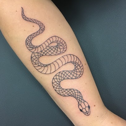 Onir'ink - Tatoueuse Chambéry - Tatoueuse Aix-les-Bains, Tatoueur à Novalaise