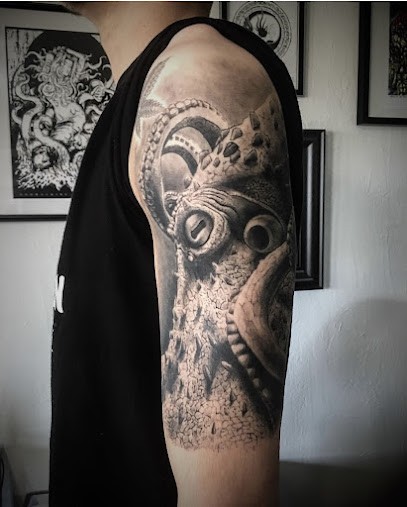 Fab Daerone Tattooer, Tatoueur à Six-Fours-les-Plages