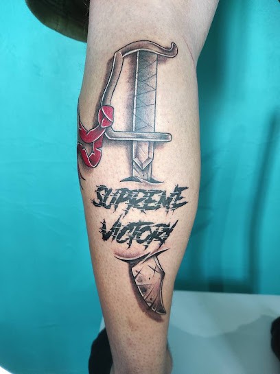 Hi Score Tattoo, Tatoueur à Noves