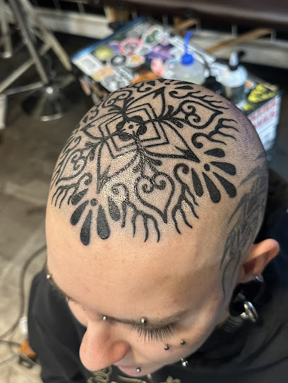Gabba Gabba Tattoo Club, Tatoueur à la Rochelle