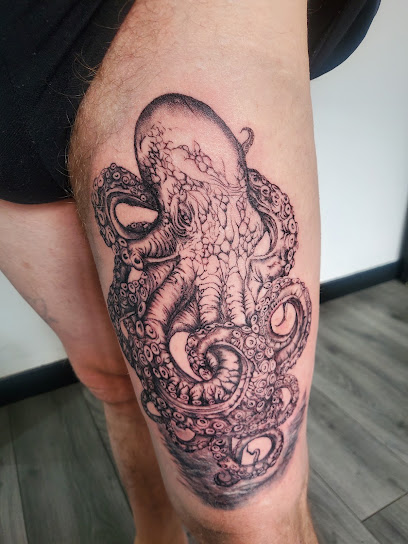 Yv.ink Tattoo, Tatoueur à Châteaulin
