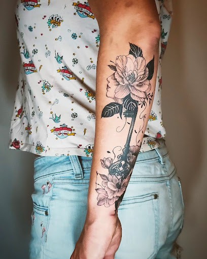 L'indecis Art, Tatoueur à Palaja