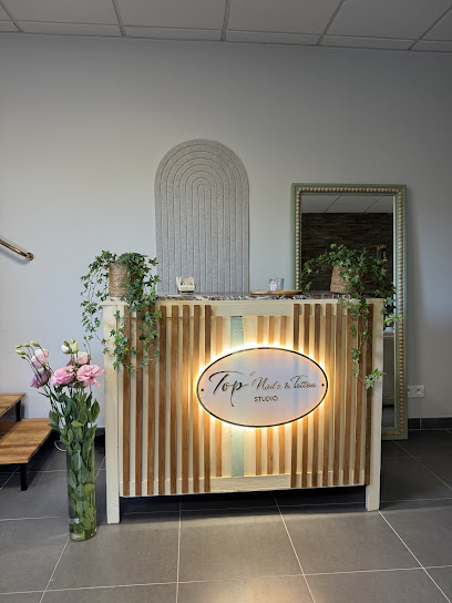Top'nails & Tattoo Studio, Tatoueur à Sanary-sur-Mer