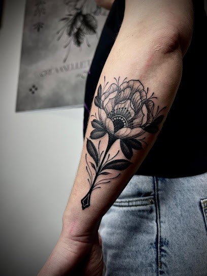 La Perle Noire Studio, Tatoueur à Paris 09