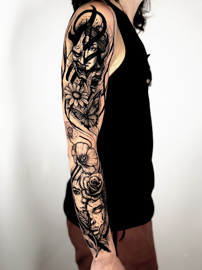 Inkairtattoo & Piercing Tatoueur à Bourg-Saint-Maurice