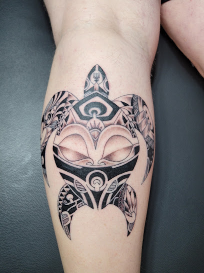 Killa Maori, Tatoueur à École-Valentin