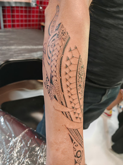 Hōa Tatau Tatoueur à Latresne