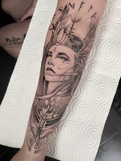 Atelier Lachwet Tatoueur à Saint-Paul-de-Vence