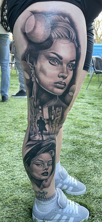 Tattoo ink ola, Tatoueur à Six-Fours-les-Plages