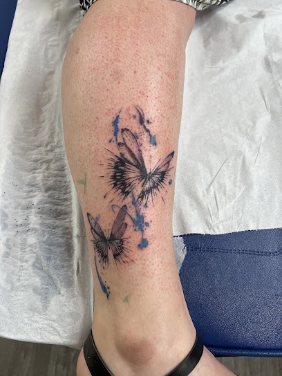 Minh tattoo ink, Tatoueur à Vernouillet