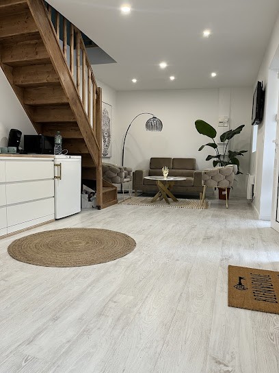 Favela Art Tattoo, Tatoueur à Montmorency