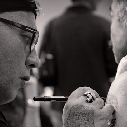 Bob Tattoo, Tatoueur à Villefranche-de-Rouergue