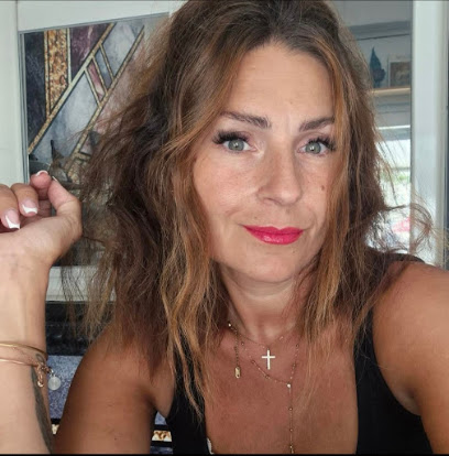 Prescillia De Falco Soins Dermo Esthétique Et Dermopigmentation, Tatoueur à la Destrousse