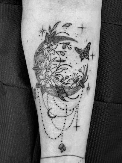 Le Cercle, Tatoueur à Saint-Lubin-des-Joncherets