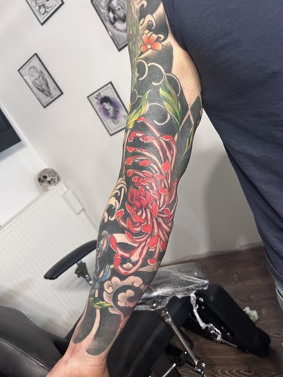 Ink Asylum, Tatoueur à Récicourt