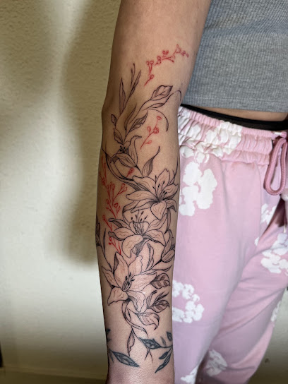 Tattoo Of Blue Moon, Tatoueur à Argelès-sur-Mer