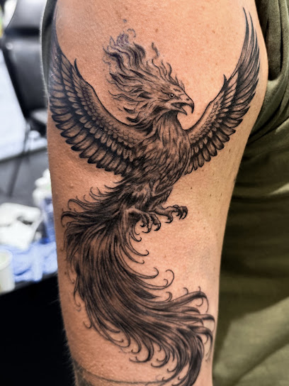 Okamink Tattoo Studio, Tatoueur à Vienne