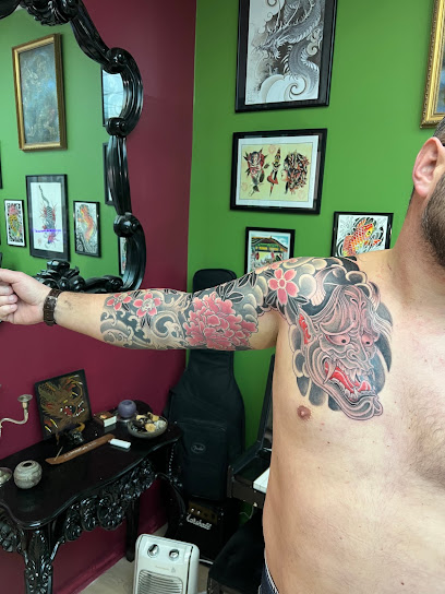 Freebird Tattoo Shop, Tatoueur à Henrichemont
