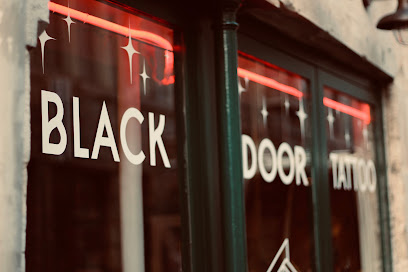 Black Door Tattoo, Tatoueur à Besançon
