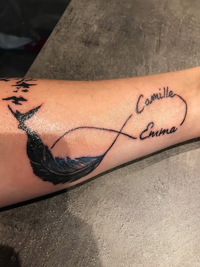 Ultimate Tattoo, Tatoueur à Revel