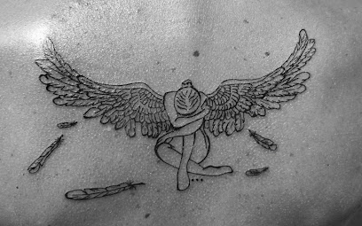 Hello Tattoo Piercing Tatoueur à Verdun-sur-Garonne
