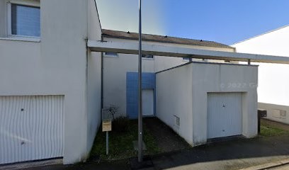 Estrela tattoo, Tatoueur à Montbazon