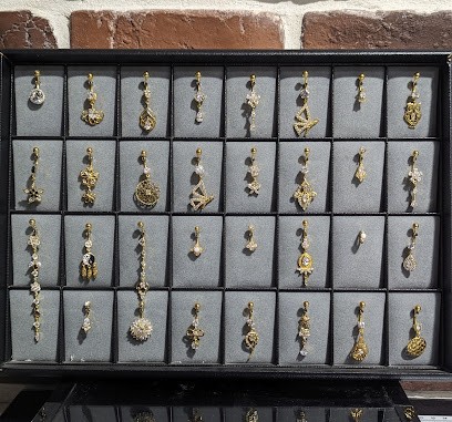 De Signe En Aiguille, Tatoueur à Versailles