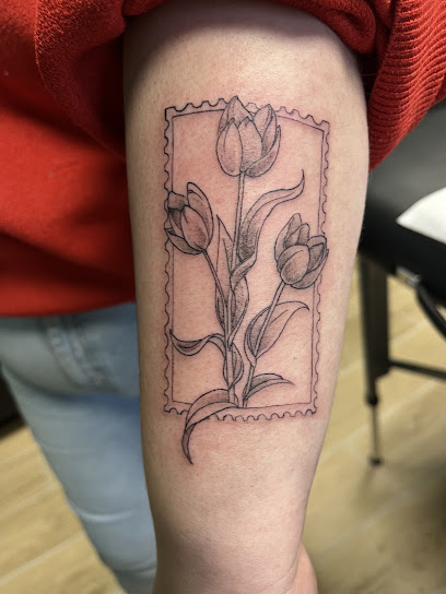 Tattoo Z'ouilles Tatoueur à Saint-Étienne-des-Oullières