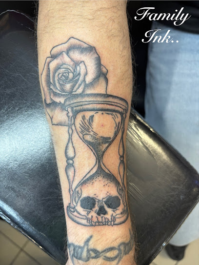 Family Ink.. Tatoueur à Vieux-Condé