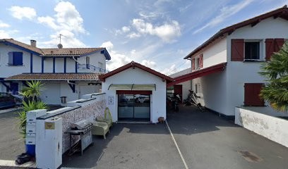 Mony Mony Tattoo, Tatoueur à Tarnos