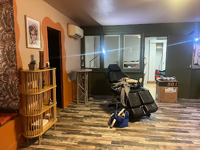 Art Tattoo Studio, Tatoueur à Sérignan