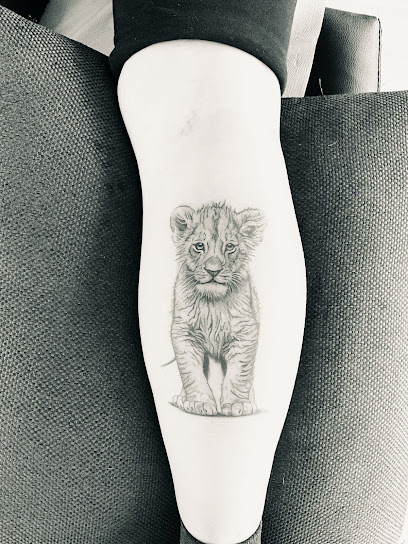Alba Monroe Tattoo - Tatoueur Et Perceur, Tatoueur à Saint-Georges-sur-Cher