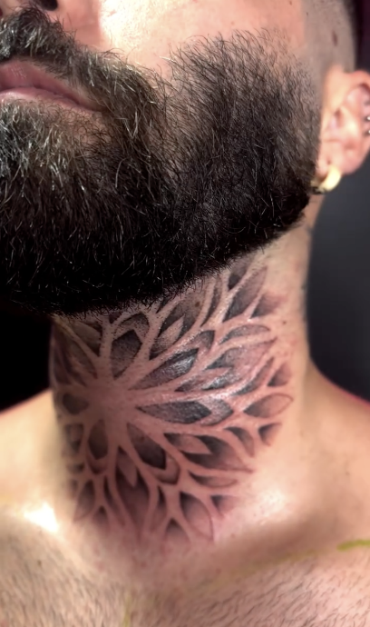 Kroztibat Tattoo Tatoueur à Taverny
