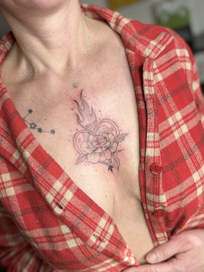 Alexandra Piercings Et Ongles- Les Caprices D'alexandra, Tatoueur à Muret