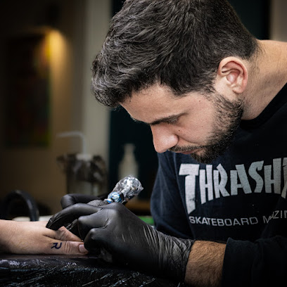 Axl Art, Tatoueur à Bénévent-l'Abbaye