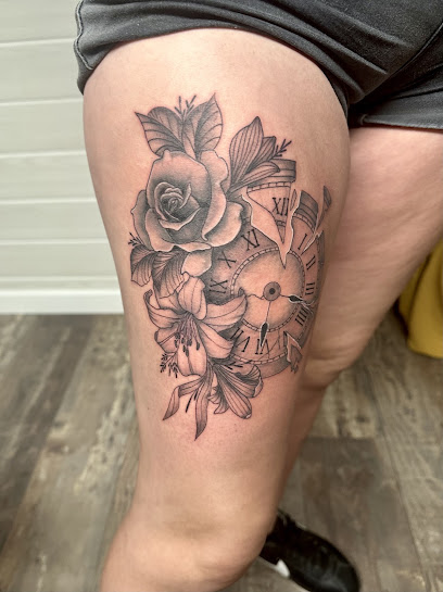 Gash Ink Tatt's Tatoueur à Saint-Amand-Montrond