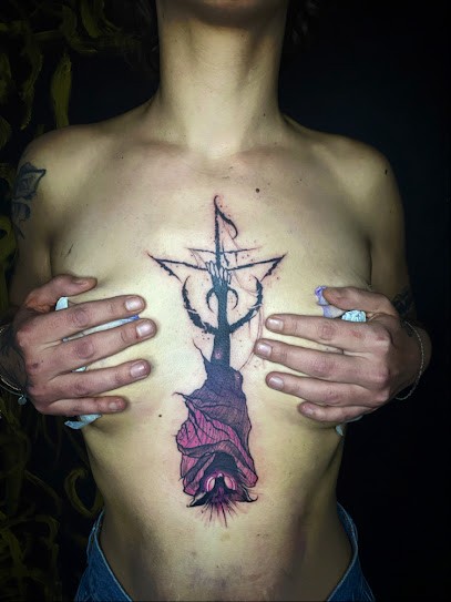 Tattoo in Reverse, Tatoueur à Rocbaron