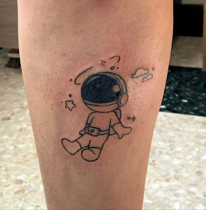 Will-O'-The-Wisp Tattoo Shop, Tatoueur à Besançon