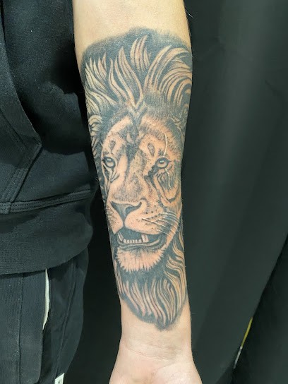 Derm’Art Station Tattoo, Tatoueur à Saint-André