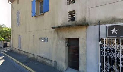 Studio Xena Tattoo Piercing, Tatoueur à Saint-Saturnin-lès-Avignon