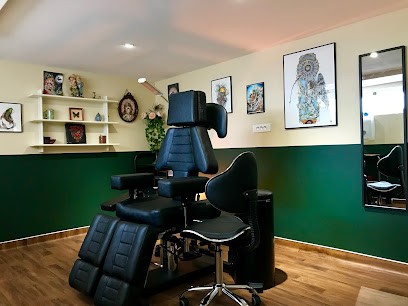 NOTSH TATTOOS studio privé ( PAS de piercing ), Tatoueur à Sartrouville