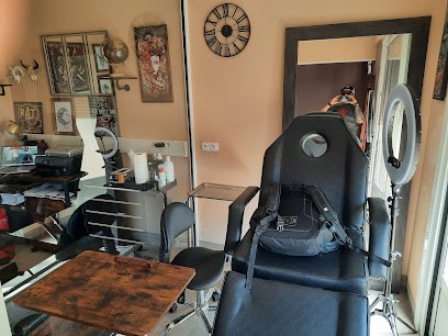 Zone 47 tattoo vierzon, Tatoueur à Vierzon