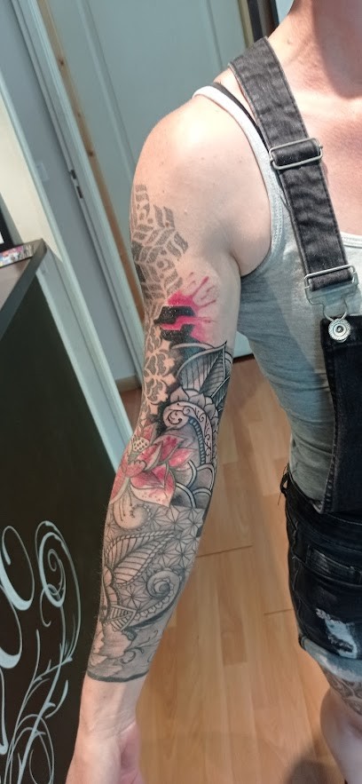 Ethnic Tatouage, Tatoueur à Taverny