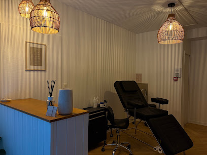 Grava Studio Tattoo & Piercing Tatoueur à Bandol