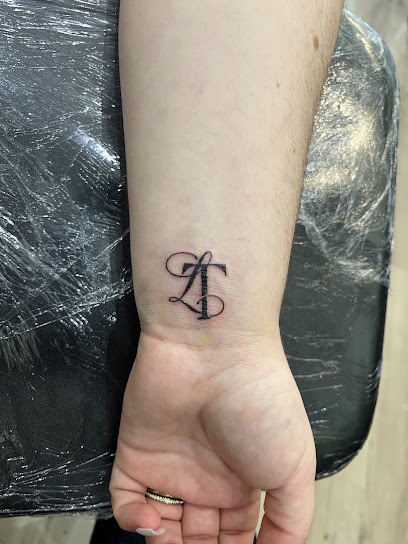 Level Ink Tatoueur à Saint-Ouen-l'Aumône