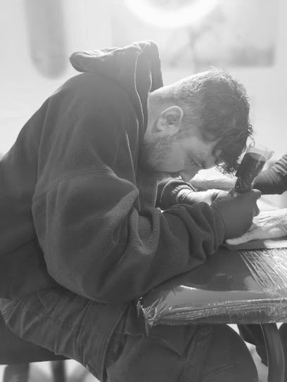 Spik Tattoo - Tatoueur Méounes, Tatoueur à Méounes-lès-Montrieux