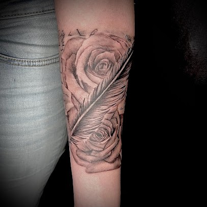 Otzi Tattoo Studio, Tatoueur à Montalieu-Vercieu