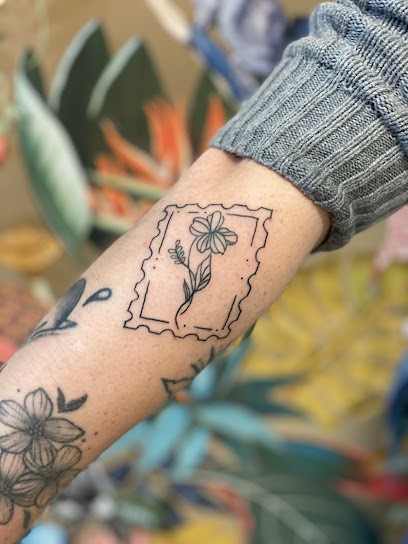 Mlle Frida - Tattoo Shop, Tatoueur à Tours-en-Savoie