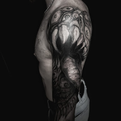 Warrrg Tattoo Shop, Tatoueur à Guillestre