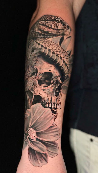 Spootnink Tattoo Shop Levier, Tatoueur à Levier
